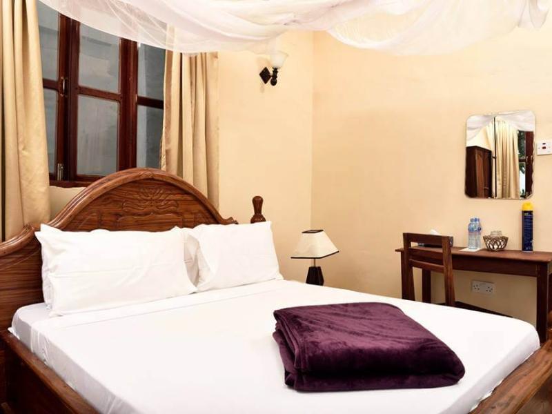 Amaan Ocean Kihinani