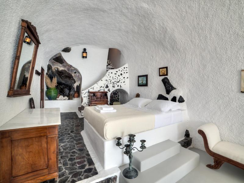 Spiliotica on the Cliff Suites & Apartments