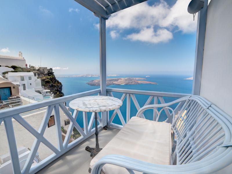 Spiliotica on the Cliff Suites & Apartments