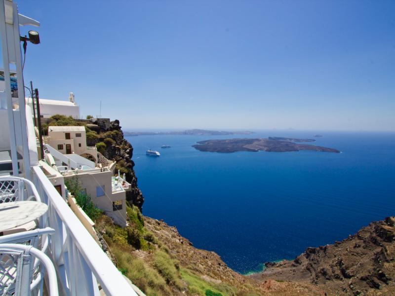 Spiliotica on the Cliff Suites & Apartments