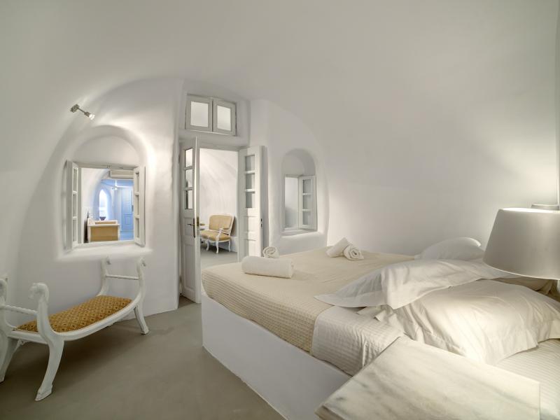 Spiliotica on the Cliff Suites & Apartments