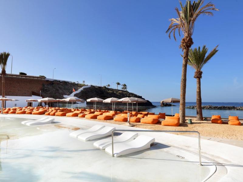 Hard Rock Hotel Tenerife