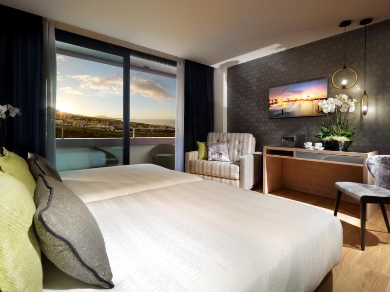 Hard Rock Hotel Tenerife