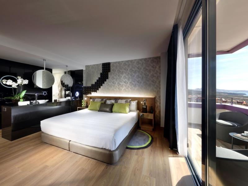 Hard Rock Hotel Tenerife