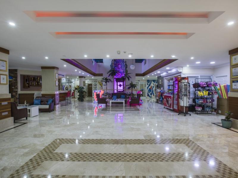 Club Big Blue Suite Hotel