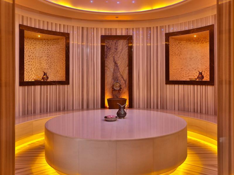 Caresse a Luxury Collection Resort & Spa