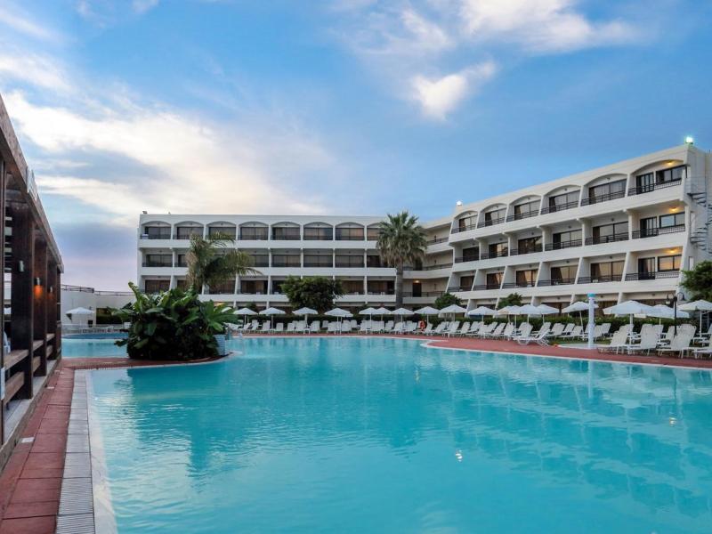 Sol by Melia Cosmopolitan