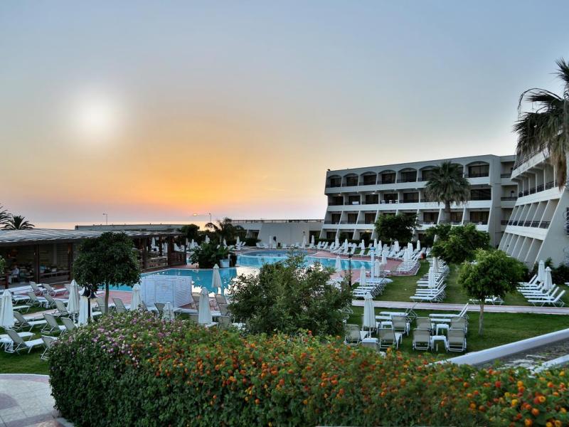 Sol by Melia Cosmopolitan