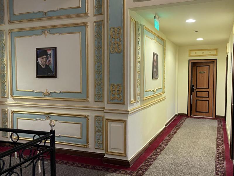 Cosmopolitan Plaza Inn