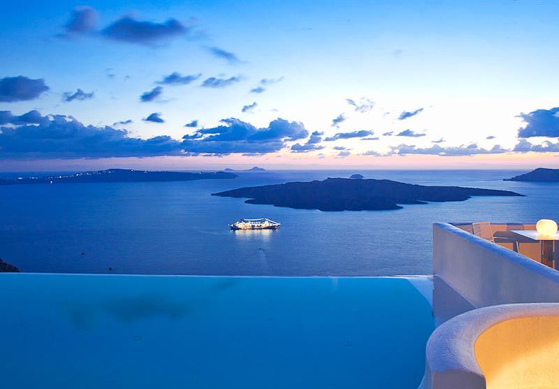 Cosmopolitan Suites