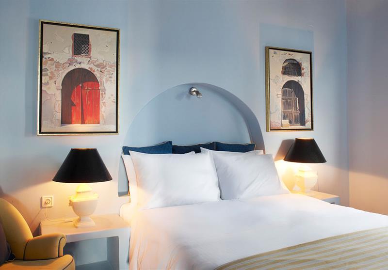 Cosmopolitan Suites