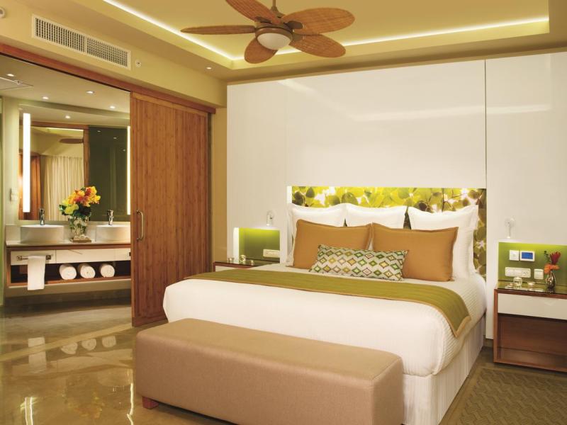 Dreams Onyx Resort & Spa
