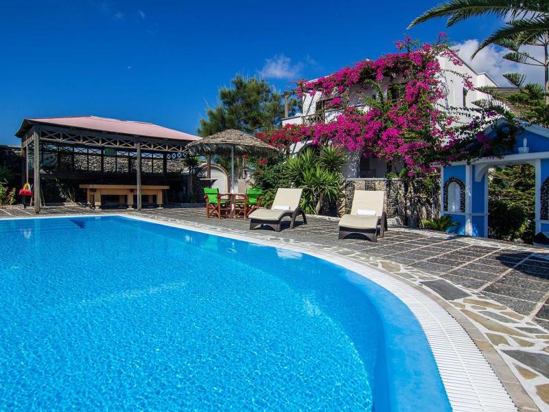 Holiday Beach Resort