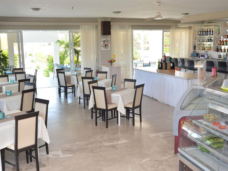 Costa Angela Seaside Resort