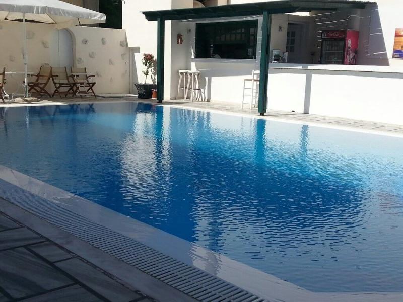 Memento Perissa Hotel