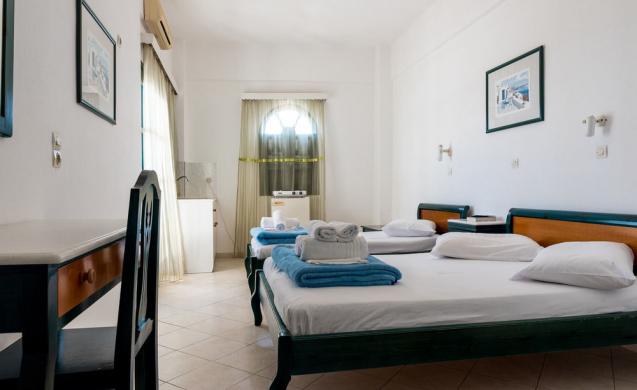 Memento Perissa Hotel