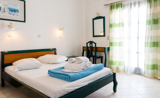 Memento Perissa Hotel