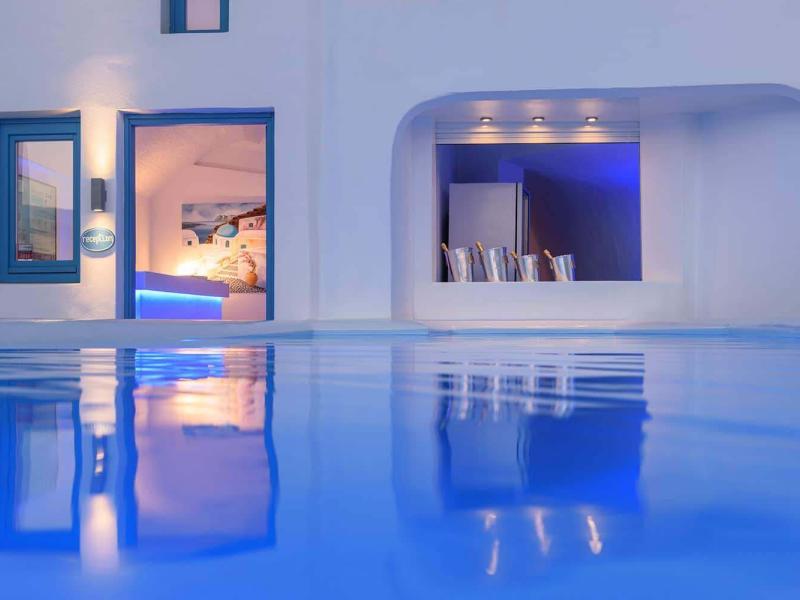 Abyssanto Suites & Spa