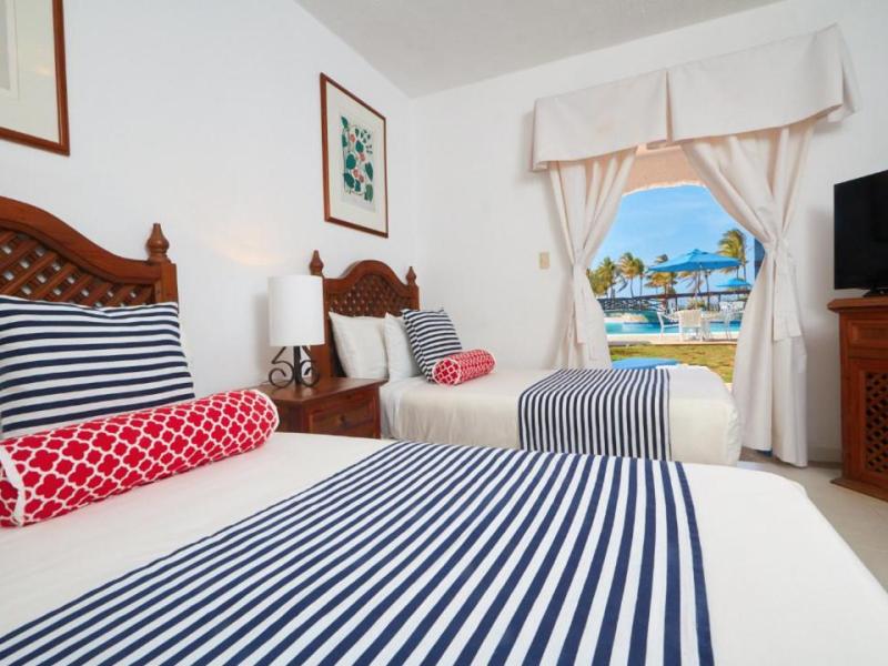 Costa Caribe Beach Hotel & Resort