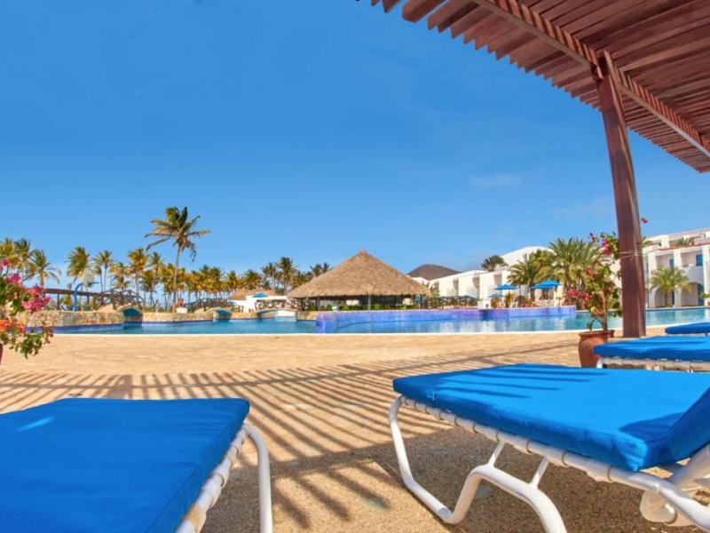Costa Caribe Beach Hotel & Resort