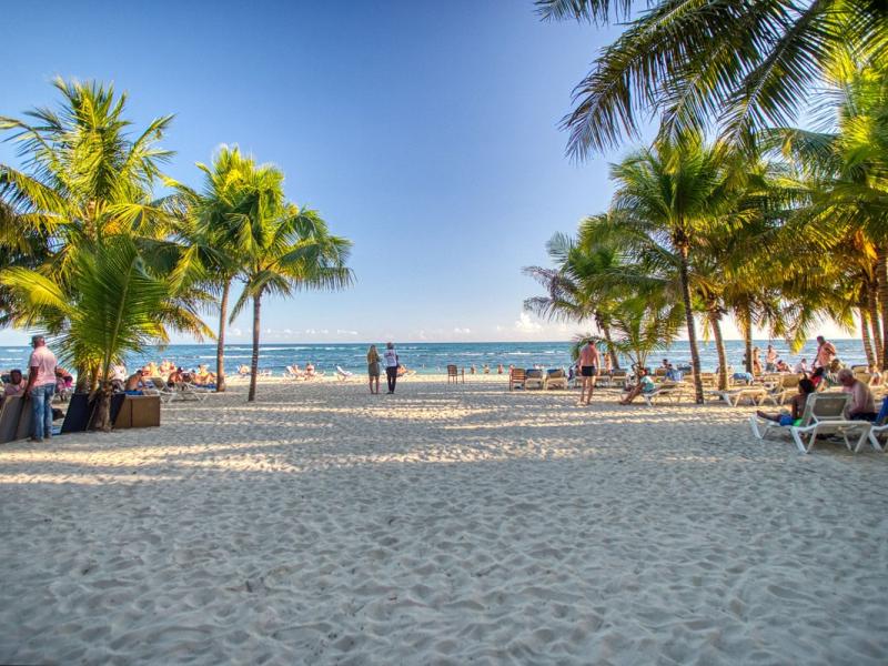 Coral Costa Caribe Resort & Spa