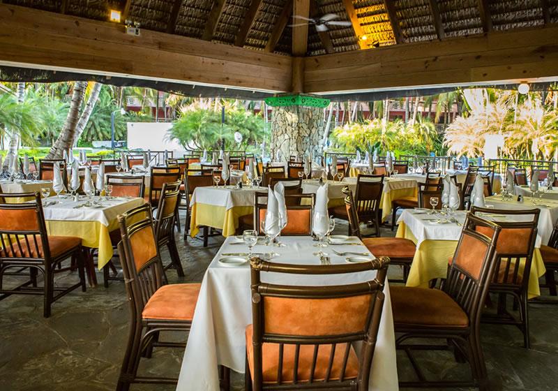 Coral Costa Caribe Resort & Spa