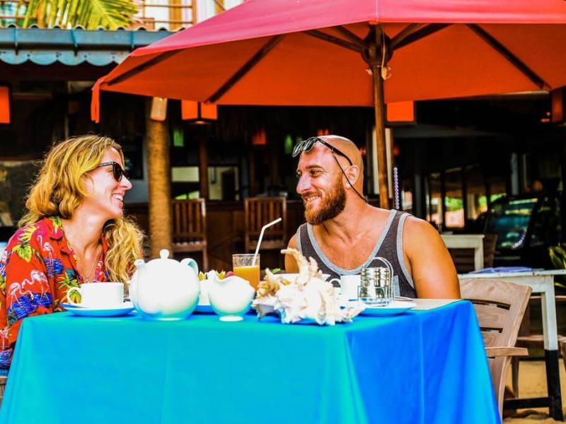 Surf Sea Breeze Hotel