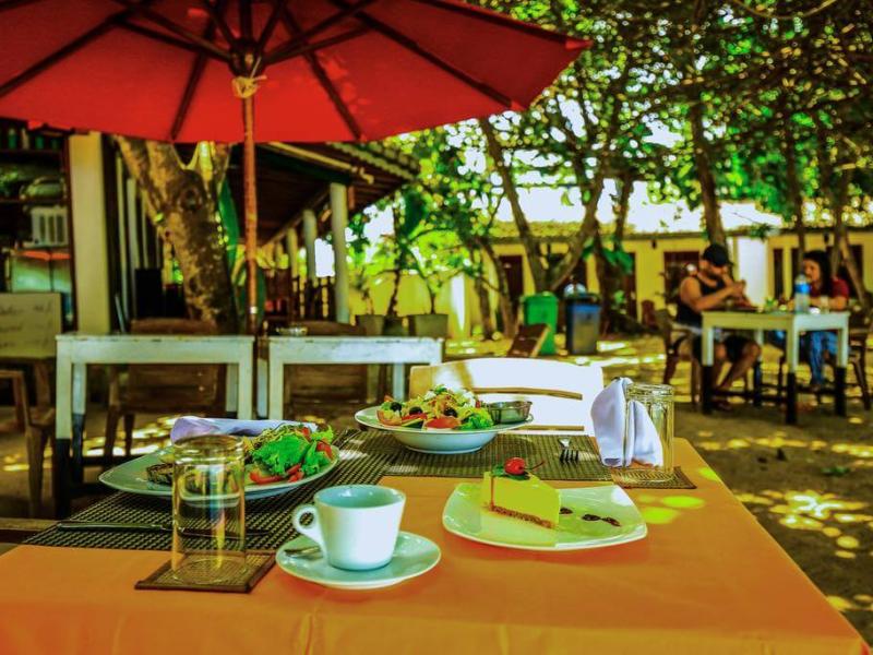 Surf Sea Breeze Hotel