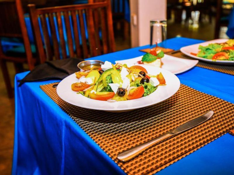 Surf Sea Breeze Hotel