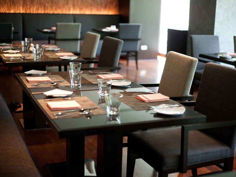 Sukhumvit 12 Bangkok Hotel & Suites