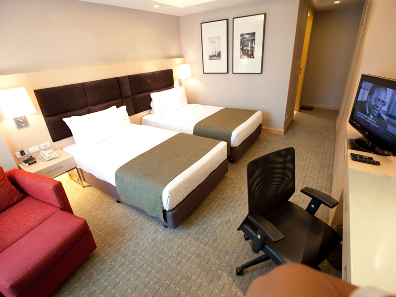 Sukhumvit 12 Bangkok Hotel & Suites