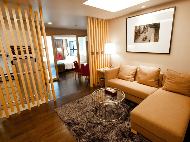 Sukhumvit 12 Bangkok Hotel & Suites