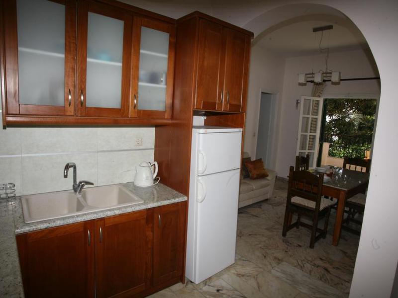 Aphrodite Apartments