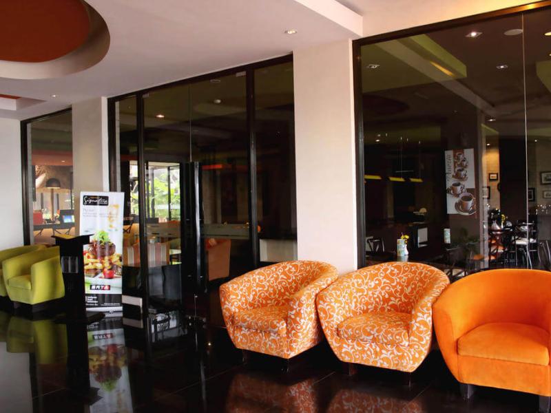 100 Sunset Hotel & Boutique