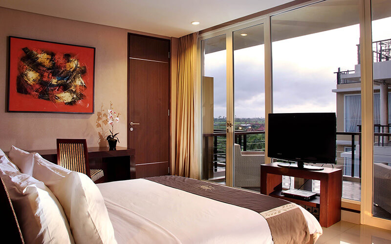 100 Sunset Hotel & Boutique