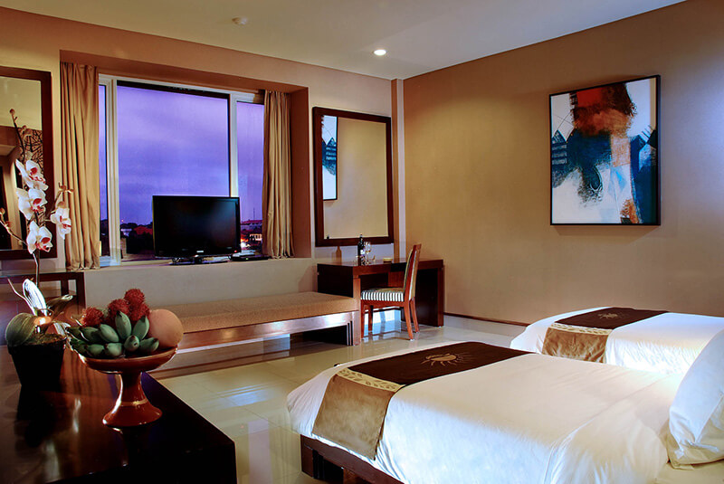 100 Sunset Hotel & Boutique