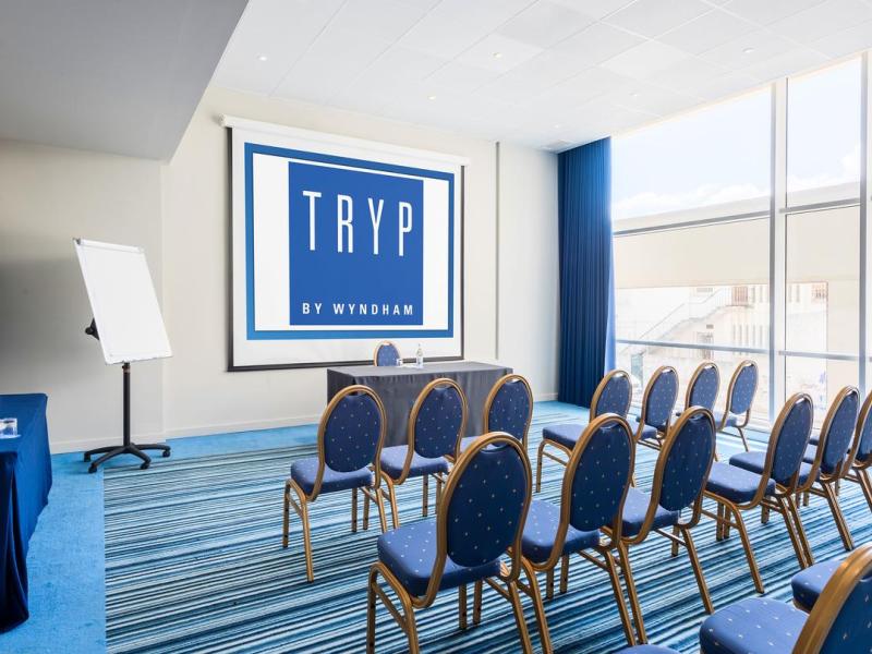 TRYP Lisboa Caparica Mar Hotel
