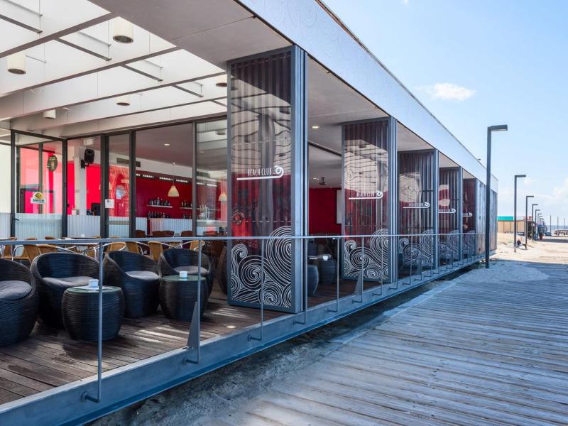 TRYP Lisboa Caparica Mar Hotel