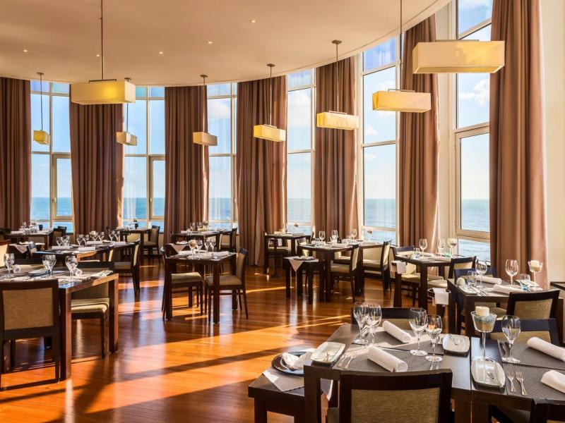 TRYP Lisboa Caparica Mar Hotel