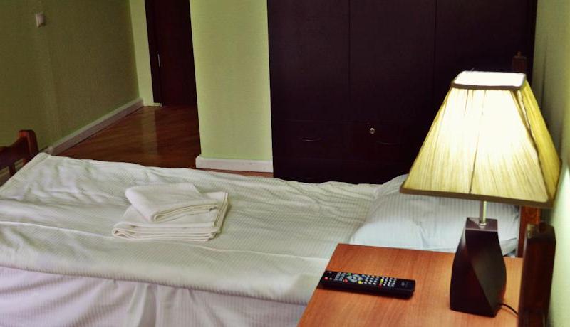 Check-In Hotel