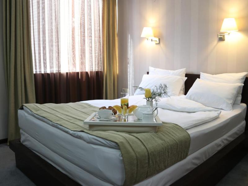 D`Plaza Hotel