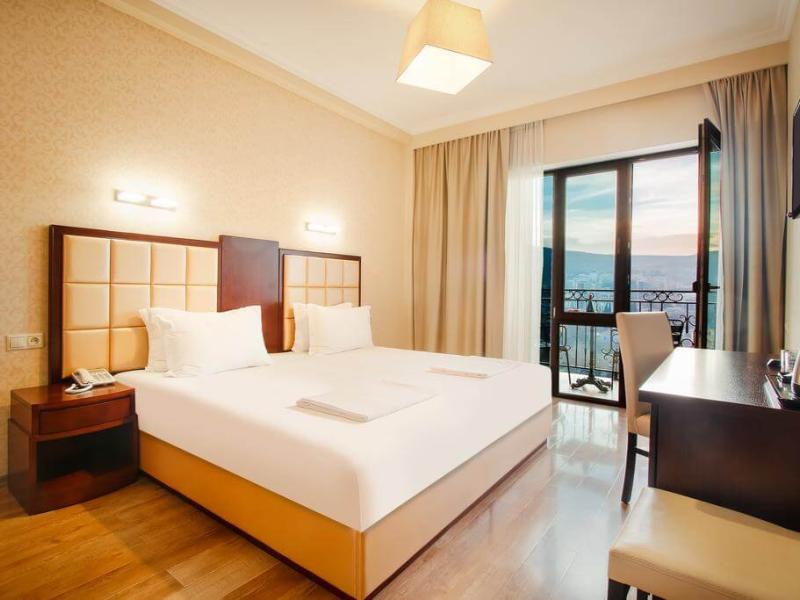 Gtm Plaza Hotel