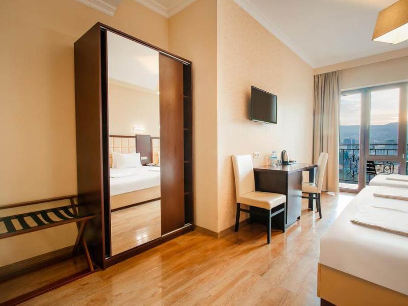 Gtm Plaza Hotel