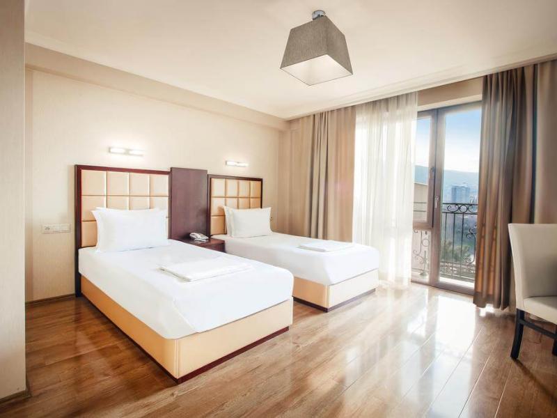 Gtm Plaza Hotel