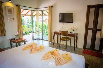 Flora I Talay Resort