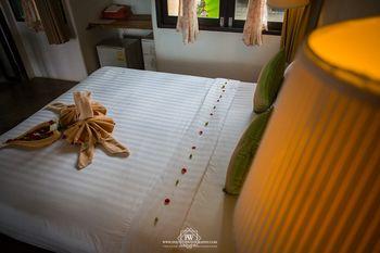 Flora I Talay Resort