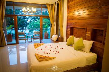 Flora I Talay Resort
