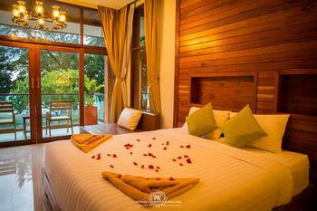 Flora I Talay Resort