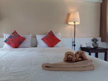 Flora I Talay Resort