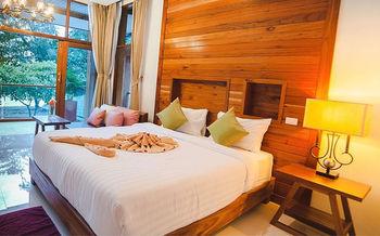Flora I Talay Resort